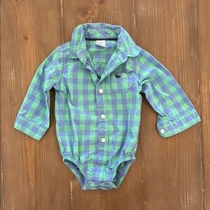 Boys Carter’s Long Sleeved Onesie Size 9 Months